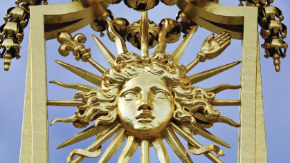 gold statue