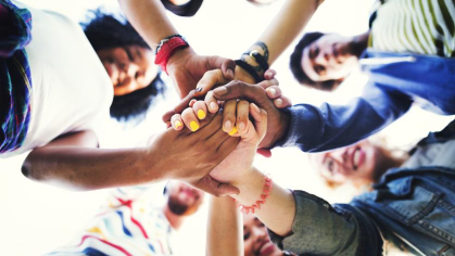 circle of students