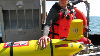 A student looks at the Eco-Glider