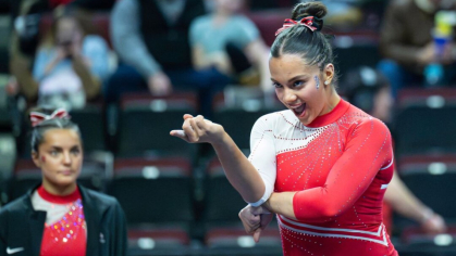 Valentina Lorente-Garcia at a gymnastics competition