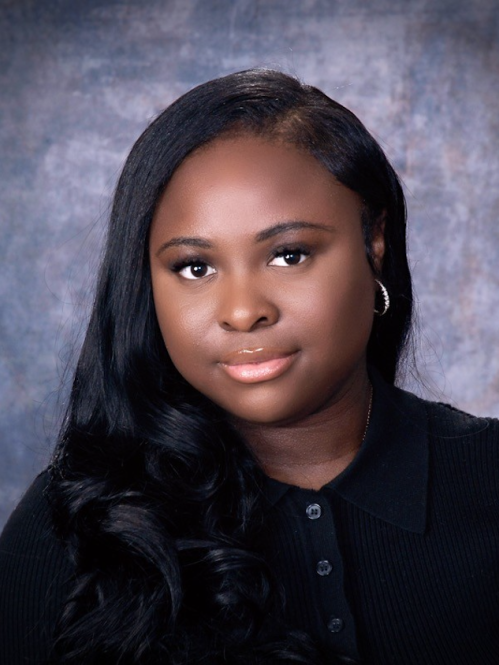 Headshot of Avrie Davis