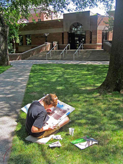 For the “En Plein Air” class, campers venture outside to the shaded, grassy Voorhees Mall next to the art museum to sketch and paint landscapes and explore various artistic mediums. &nbsp;