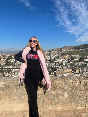 Victoria Den Bleyker studying abroad in Valencia, Spain.
